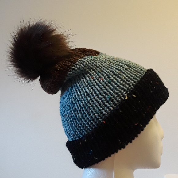 handmade muti color pom pom beanie - Picture 3 of 5